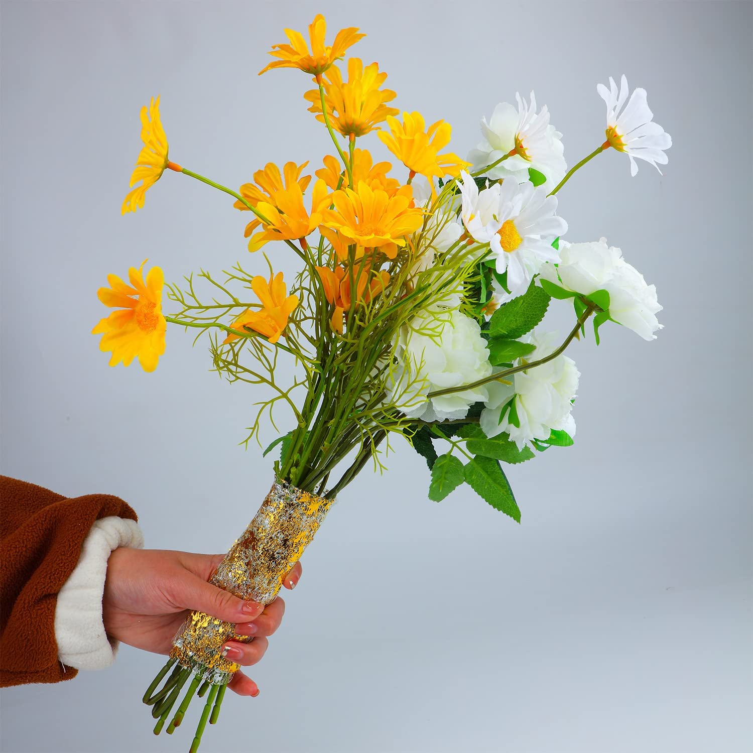 Snowkingdom 2 Pieces Gold Table Runner, Sequin Glitter Foil Metallic Gold Thin Mesh Table Runner Roll 11''X108'', Gold Table Dec